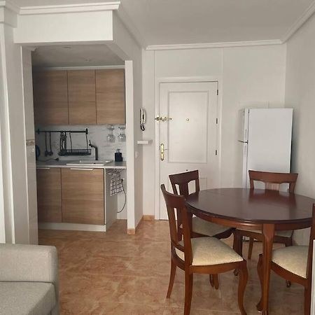 Cozy Apartment 5 Mins To Beach Torrevieja Ngoại thất bức ảnh